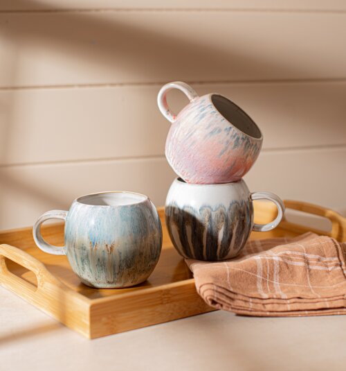 mugs